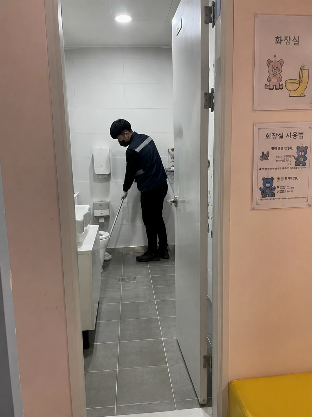 응암시장 키즈카페청소 현장 사진 6