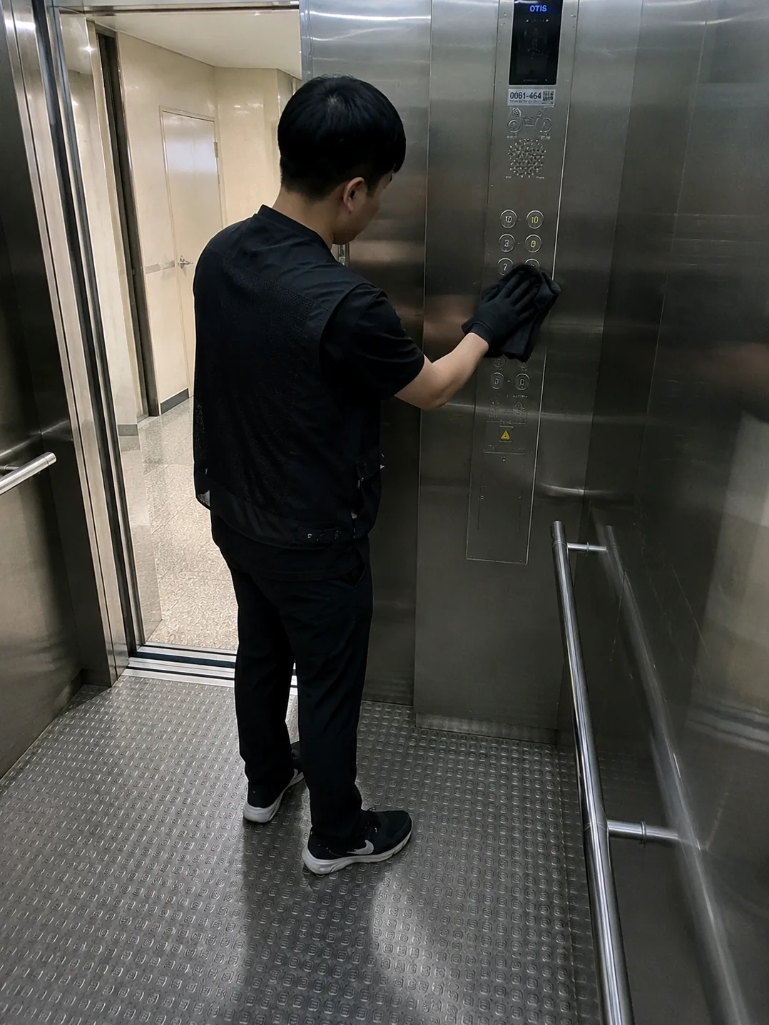 고덕비즈밸리 계단청소 현장 사진 7
