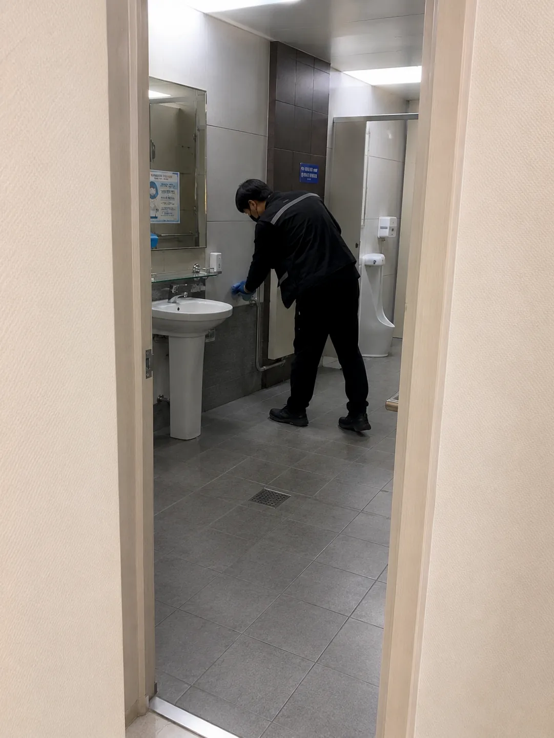양재천 강남구간 병원청소 현장 사진 3