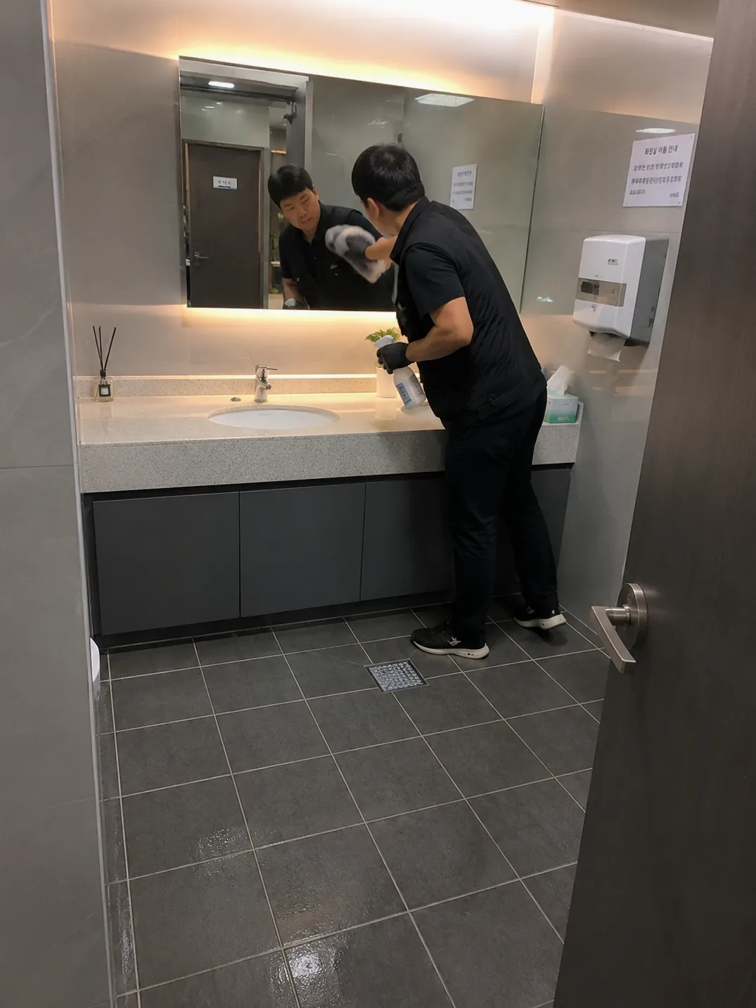 청소 작업 현장 사진